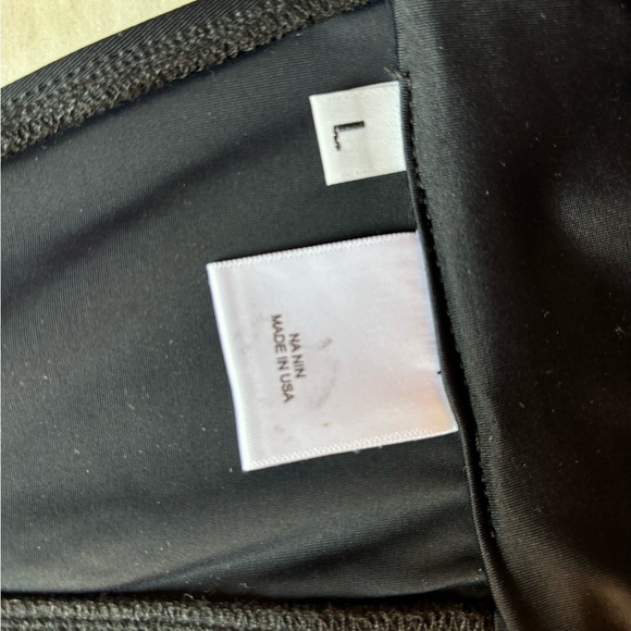Na Nin Anita Bandeau Swim Top in Onyx Black size Large - Picture 7 of 8
